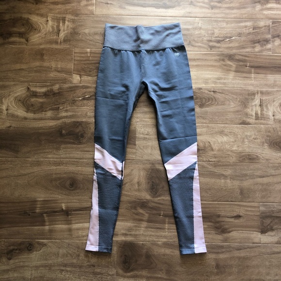 Pants - NWOT Active Grey Pink Leggings